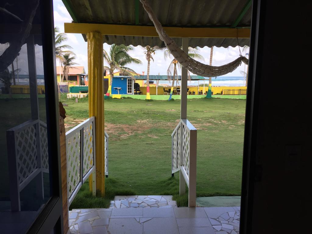 Yellow Moon Guesthouse & Apartments San Andrés Exterior photo