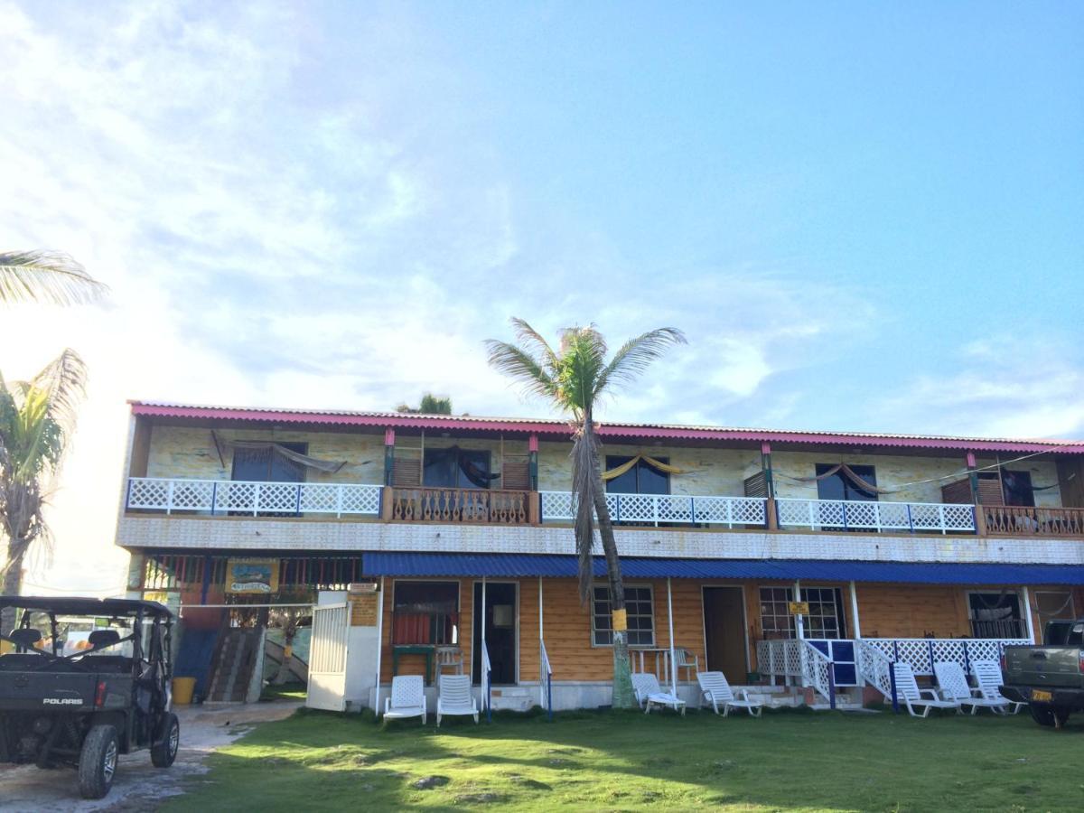 Yellow Moon Guesthouse & Apartments San Andrés Exterior photo
